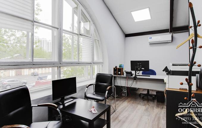 на Ейской, 4с1, площадь 219 м