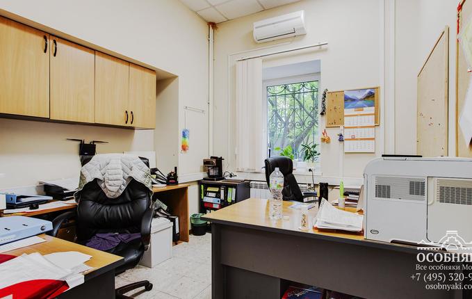 на Ейской, 4с1, площадь 219 м