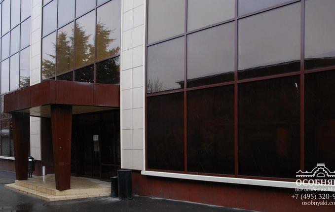 в Графском переулке, 12А, площадь 2607 м