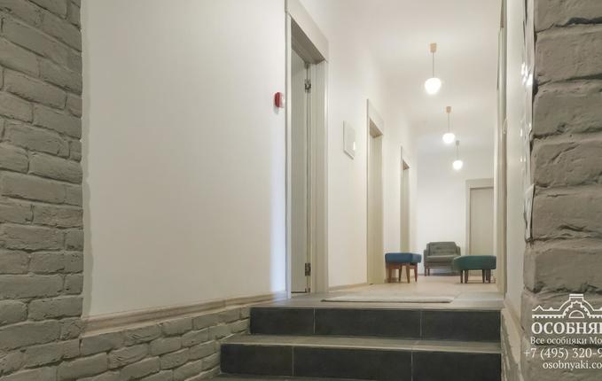 в Большом Патриаршем переулке, 8, площадь 337 м