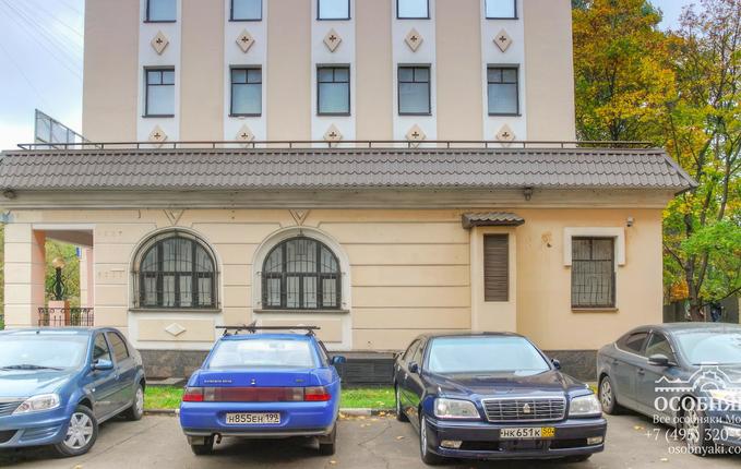 в Аптекарском переулке, 11, площадь 1499 м