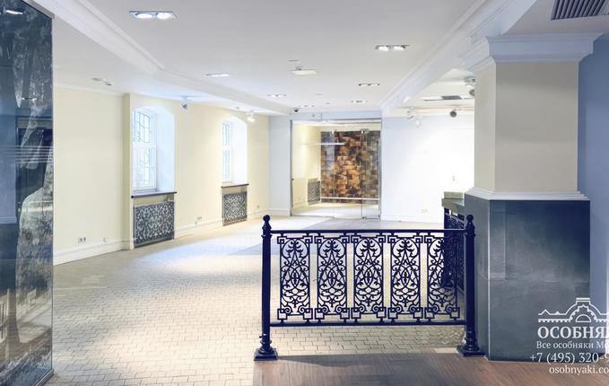 на Цветном бульваре, 22, площадь 1335 м