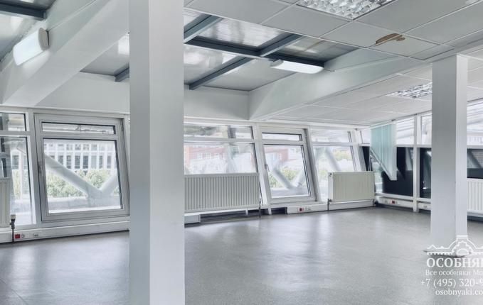 на Цветном бульваре, 22, площадь 1335 м