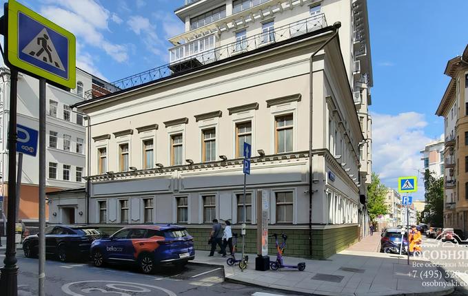 на улице Машкова, 1, площадь 1525 м