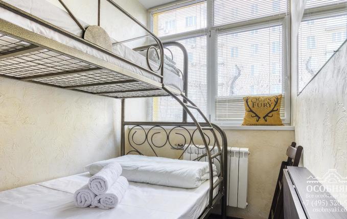 на Озерковской набережной, 8, площадь 550 м