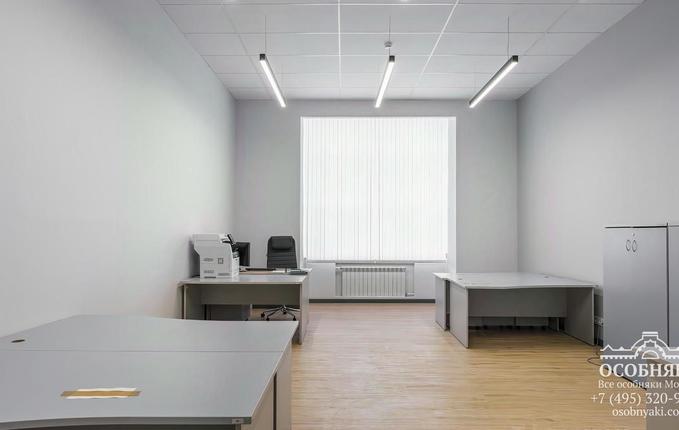 на проспекте Мира, 105, площадь 20476 м