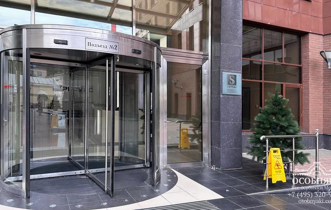 в Большом Саввинском переулке, 11, площадь 269 м