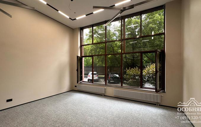 в Большом Саввинском переулке, 11, площадь 269 м