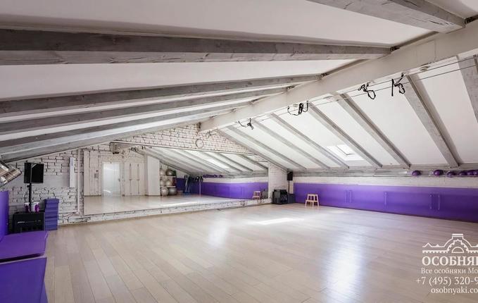 на улице Фадеева, 9, площадь 408 м