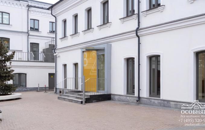 на улице Палиха, 10, площадь 2892 м