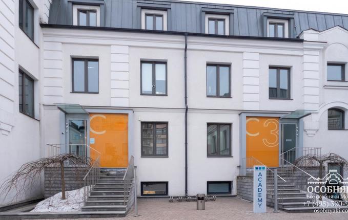 на улице Палиха, 10, площадь 2892 м