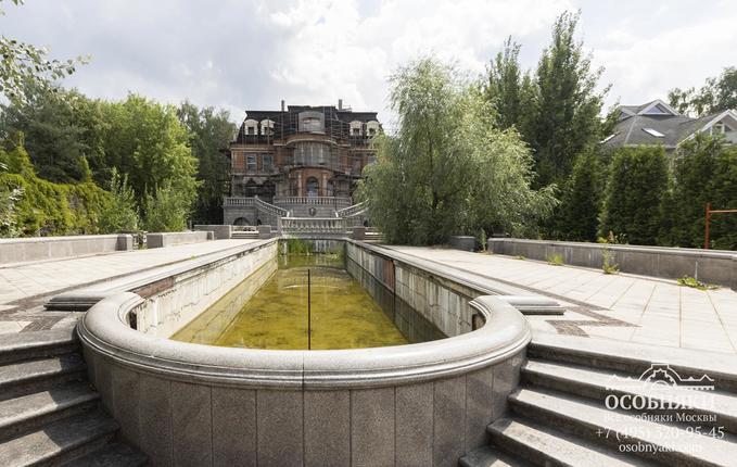 в коттеджном посёлке Береста, 129, площадь 2570 м