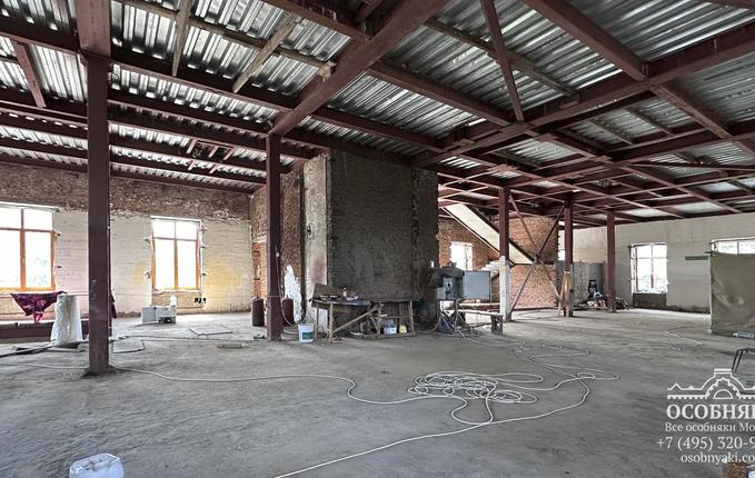 в Ворошиловском парке, 5, площадь 4730 м