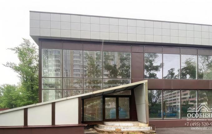 на Нарвской улице, 3, площадь 861 м