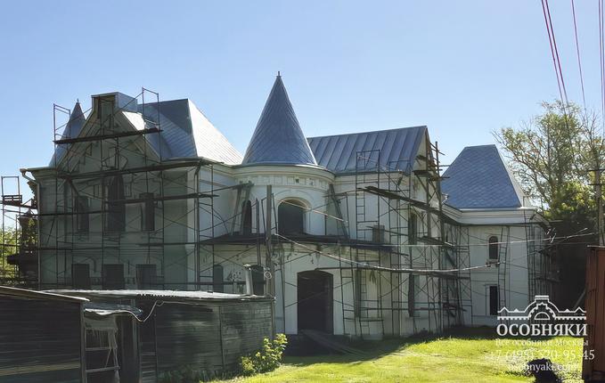 на Запрудной улице, 2/1, площадь 1010 м