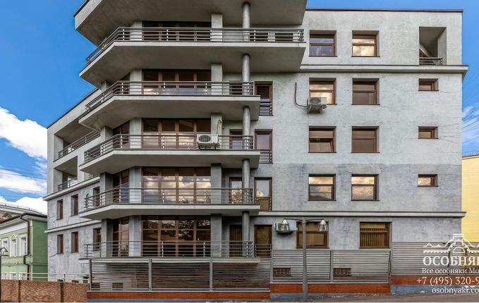 в Пестовском переулке, 10, площадь 2756 м