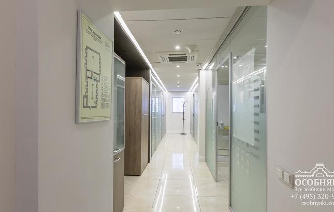 в Дегтярном переулке, 5, площадь 740 м