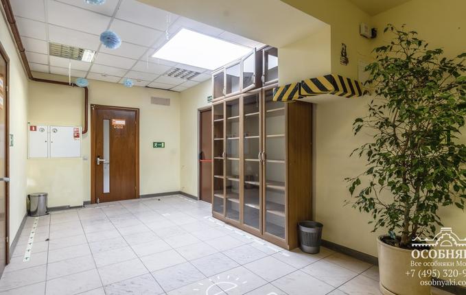 на Большой Никитской улице, 47, площадь 1493 м