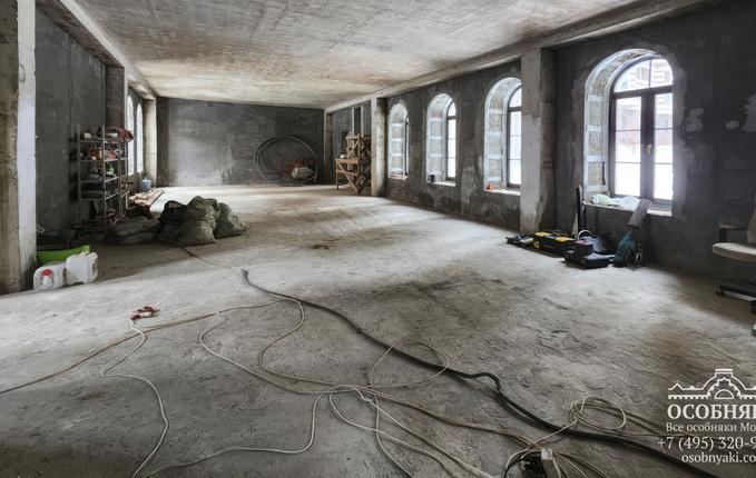 в 1-м Красносельском переулке, 13, площадь 643 м