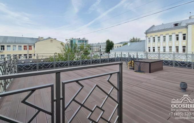 на Воронцовской улице, 8с7, площадь 1394 м