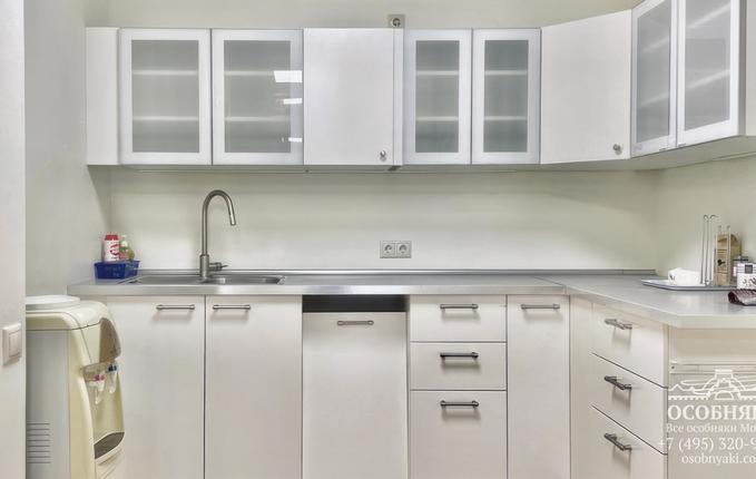 на Воронцовской улице, 8с7, площадь 1394 м