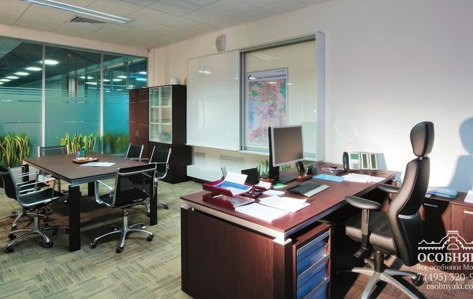 на улице Остоженка, 10, площадь 4907 м