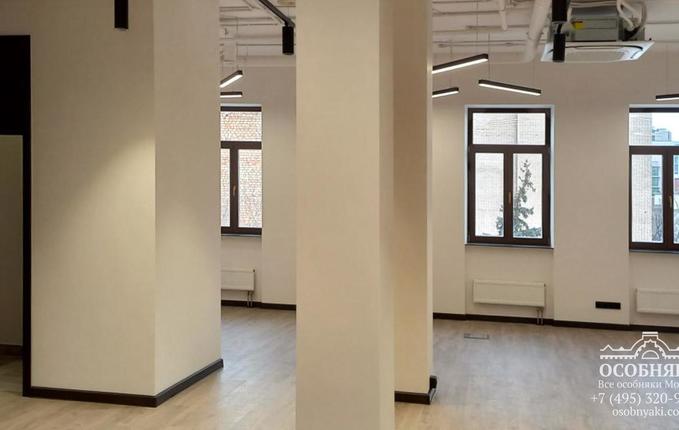 на 2-й Брестской, 19/18с4, площадь 2469 м