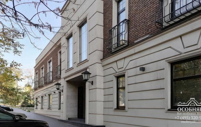 в Шмитовском проезде, 3с2, площадь 595 м