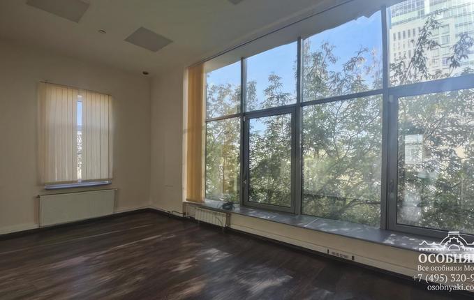 на набережной Академика Туполева, 15, площадь 969 м