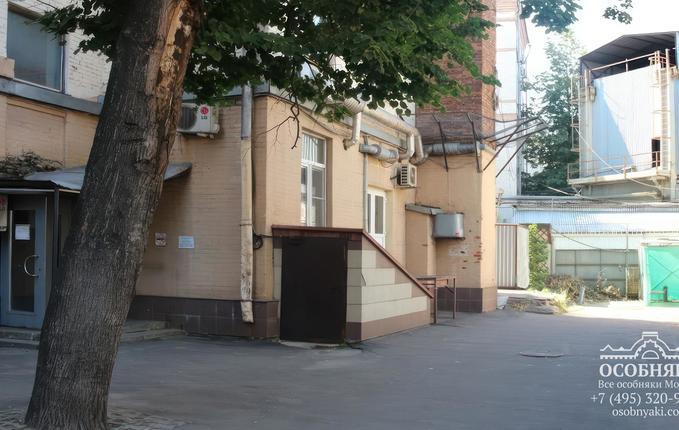 на Розанова, 10, площадь 4423 м