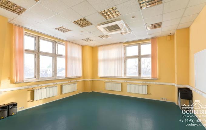 на Павловской, 18, площадь 4215 м