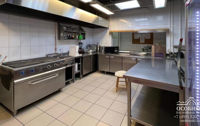 на Земляном Валу, 18, площадь 620 м