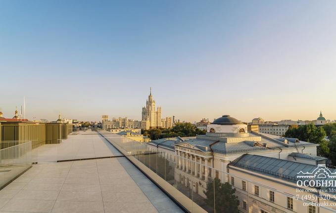 на улице Солянка, 7с1/3, площадь 305 м