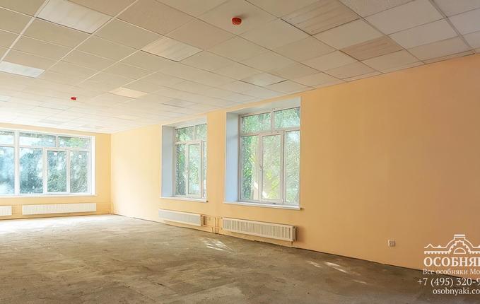 на Перекопской, 19, площадь 2696 м