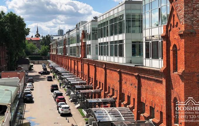 в Спартаковском переулке, 2, площадь 2990 м