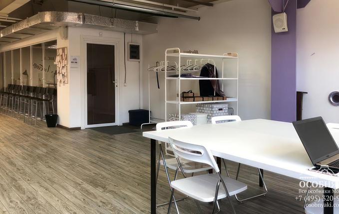 в Спартаковском переулке, 2, площадь 2990 м