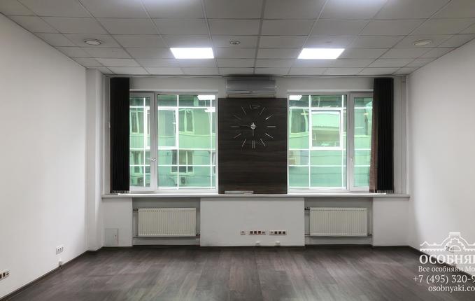 на Дербеневской набережной, 7с5, площадь 4470 м