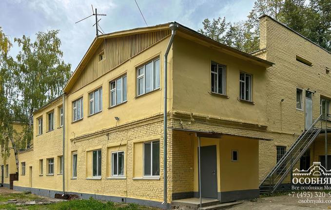 на улице Толбухина, 13с6, площадь 1179 м