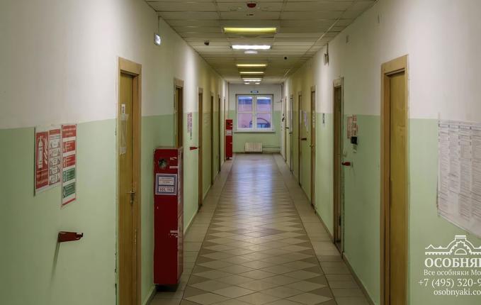 на улице Толбухина, 13с6, площадь 1179 м