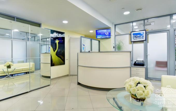 на Садовой-Черногрязской, 8с8, площадь 720 м