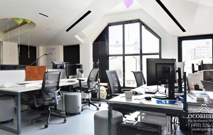 на Садовой-Черногрязской, 8с8, площадь 720 м