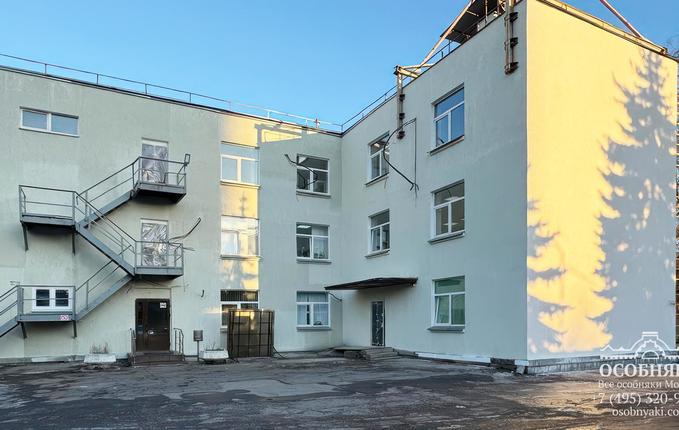 на Рабочей улице, 91с2, площадь 1054 м