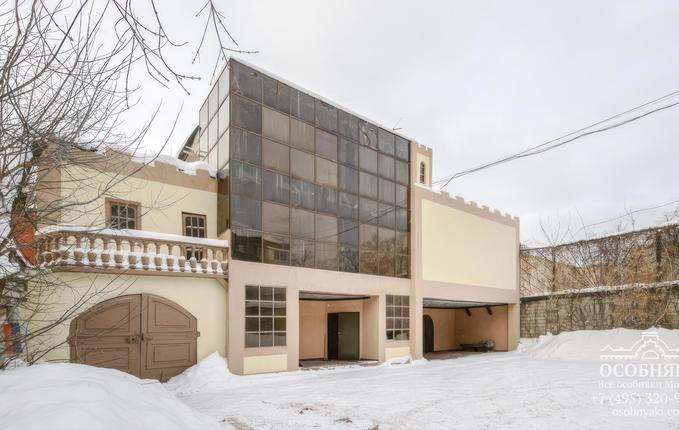 на Часовой, 16, площадь 2195 м