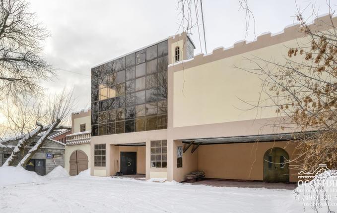 на Часовой, 16, площадь 2195 м