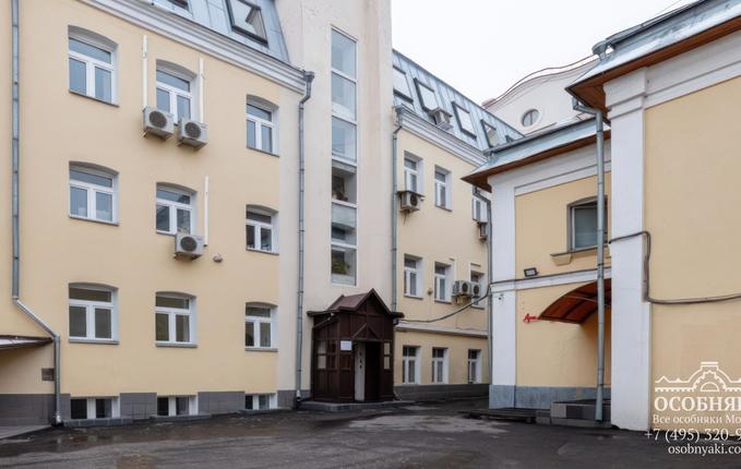 на Верхней Радищевской, 6, площадь 599 м