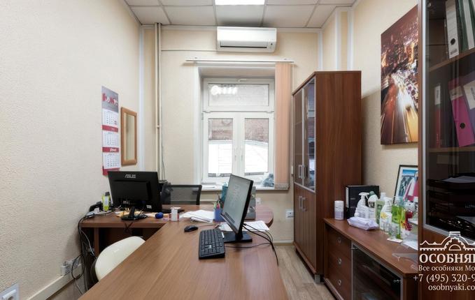 на Верхней Радищевской, 6, площадь 599 м