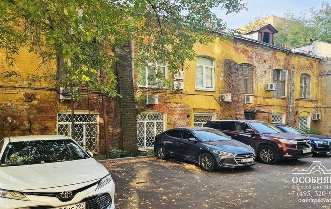 на Дубининской улице, 67, площадь 2092 м