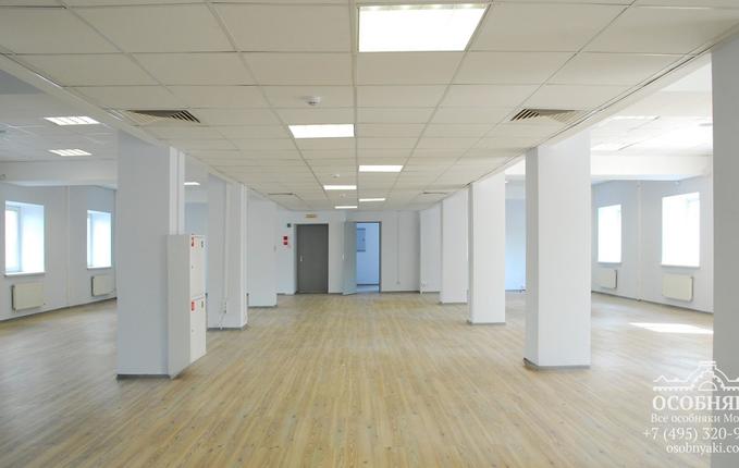 на улице Короленко, 3А, площадь 3312 м