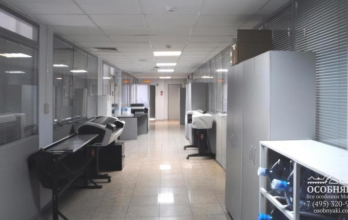 на улице Короленко, 3А, площадь 3312 м