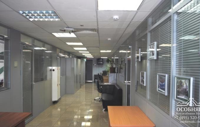 на улице Короленко, 3А, площадь 3312 м